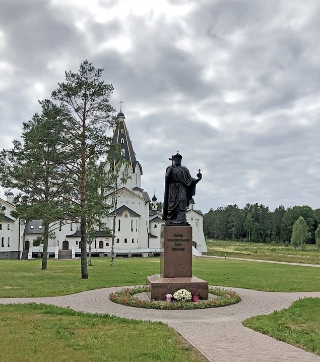 Памятник святому князю Владимиру. Фото: Андрей Васянин/ РГ