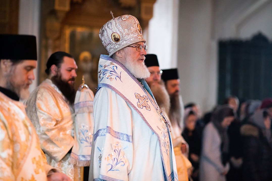 Утром 6 января 2019 г., в Навечерие Рождества Христова (Рождественский сочельник), игумен Валаамского монастыря епископ Троицкий Панкратий совершил Великую вечерню.