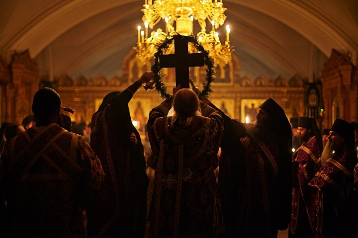 Крестовоздвижение