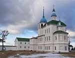 Внутренний двор Посольского монастыря