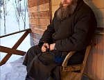 До недавнего времени монах Антоний пустынничал на Авраамиевском скиту