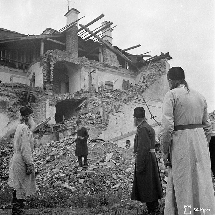Разрушения во внешнем каре после бомбардировок в Зимнюю войну. Фото 1942 года.