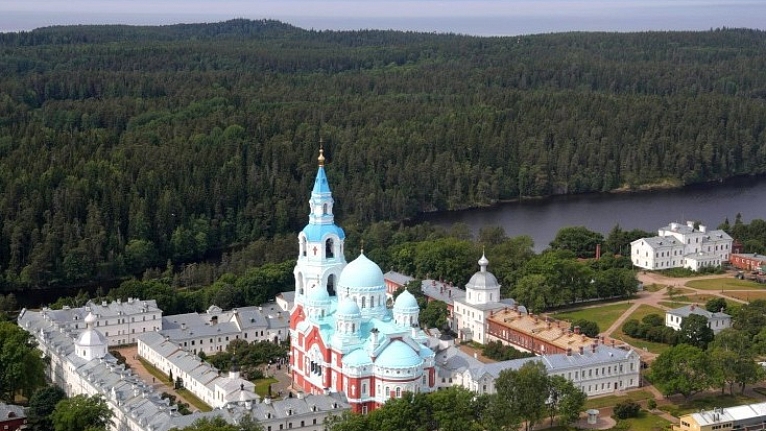 Трудами братии: "Валаамские хроники. Как монахи пользуются чудесами... прогресса"