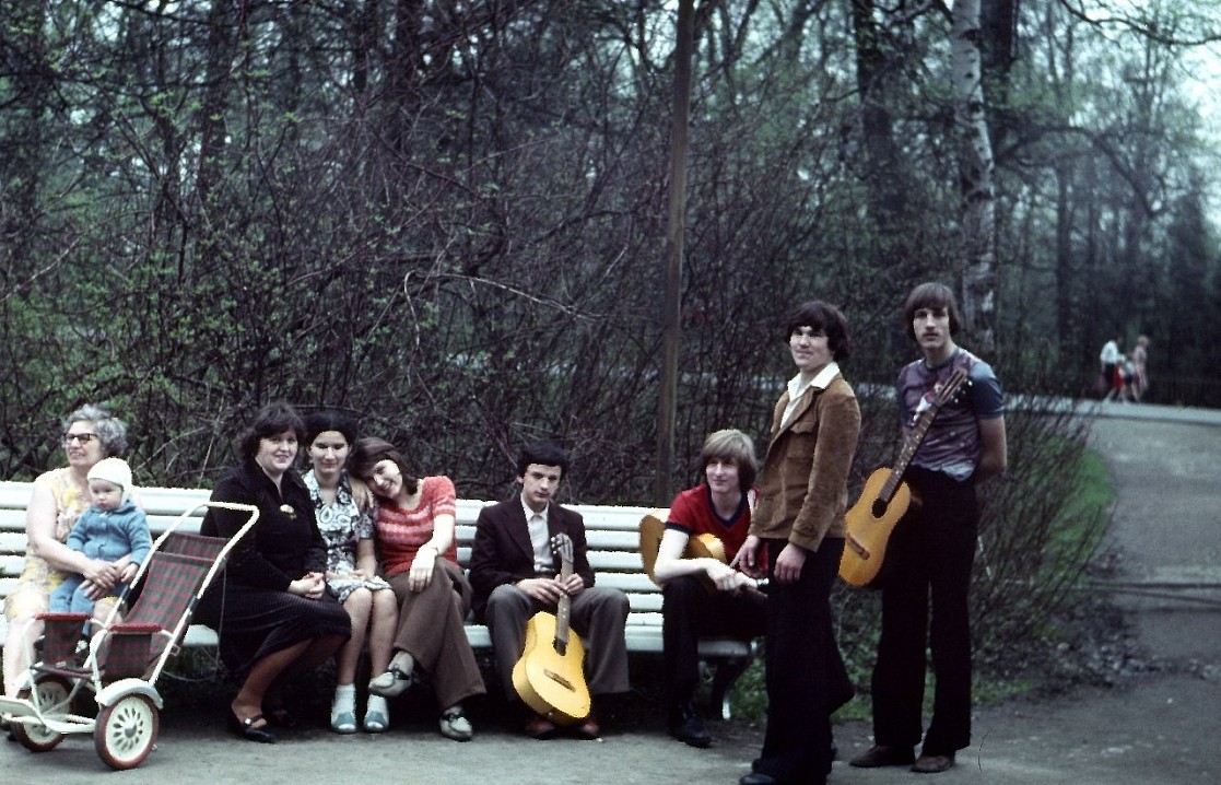 Выпускной. Я справа.