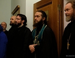 После молебна все присутствующие, а их собралось немалое количество, наконец смогли увидеть в полном объеме экспозицию, которая кропотливо создавалась на протяжении полугода. 