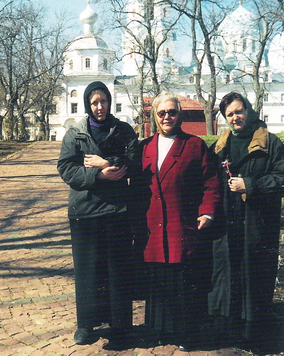 Пасха. Персонал больницы. 2003 год