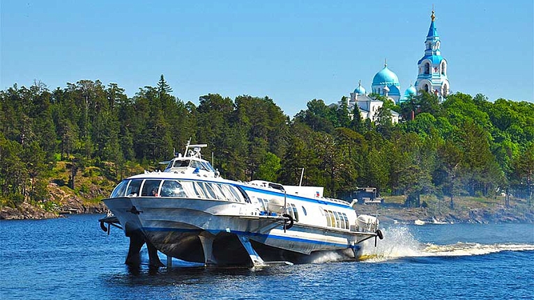 На Валааме начался туристический сезон, а в монастыре готовятся к посевной