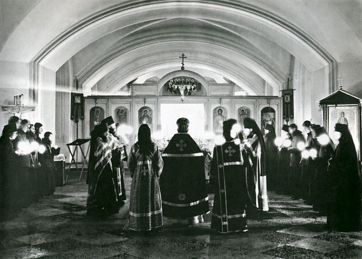 Пасха красная