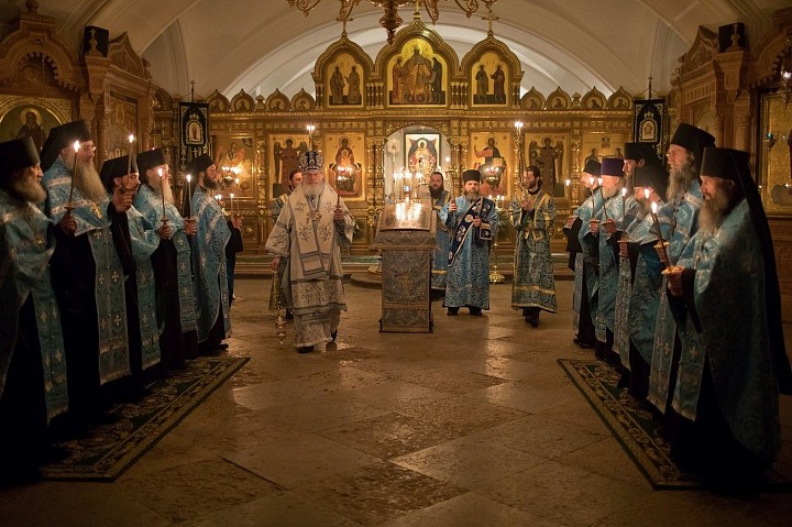 У каждого из насельников Спасо-Преображенского Валаамского монастыря своя встреча со Христом - своя история прихода к вере, свой путь ко спасению и Спасителю нашему.