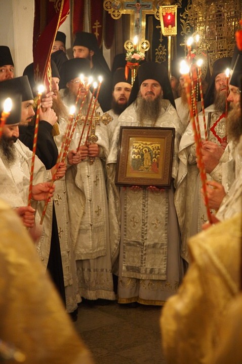 Нам известно, что будущее мира связано именно с Россией. Любой духовный человек, который хоть немного разбирается в Божественном откровении, знает, что Россия – это последняя, третья, христианская империя после Римской и Византийской