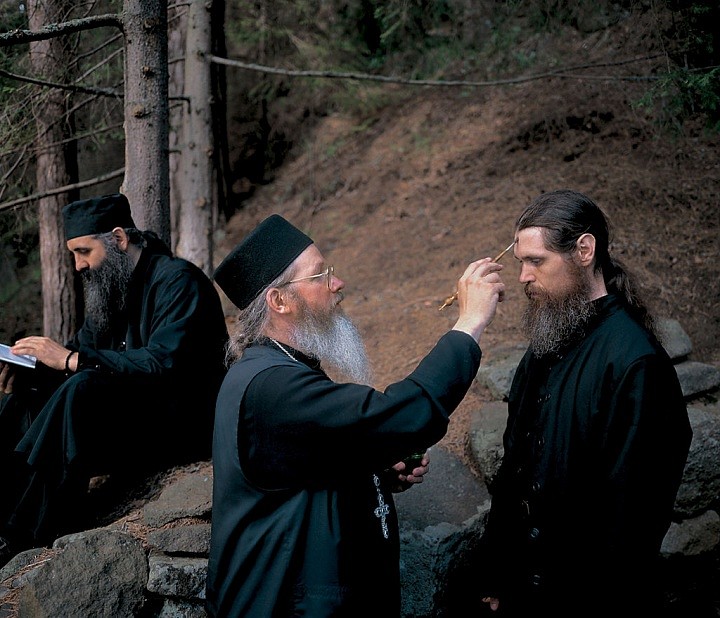 Помазание святым елеем. 2002 г.